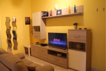 Appartamento con balcone vicino alla Metro Torre Maura Roma