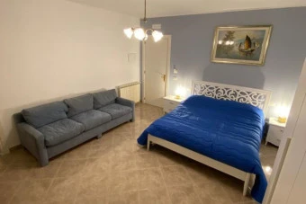 Camere con bagno privato e cucina attrezzata Bari