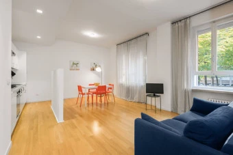 Luminoso appartamento con affaccio su cortile interno Verona