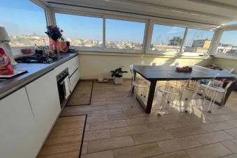 Super Attico con 2 terrazzi e posto auto Roma