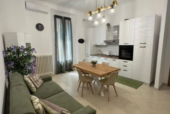 Aura House - DUOMO - CITY LIFE and SEMPIONE 7 MIN