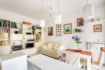 Luminoso bilocale centrale