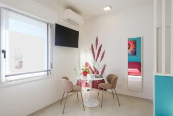 Lambrusco Apartment